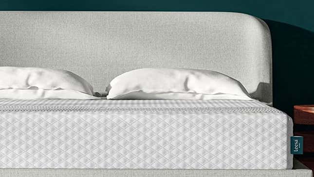 Leesa Sapira Hybrid | $1139 | 40% Off