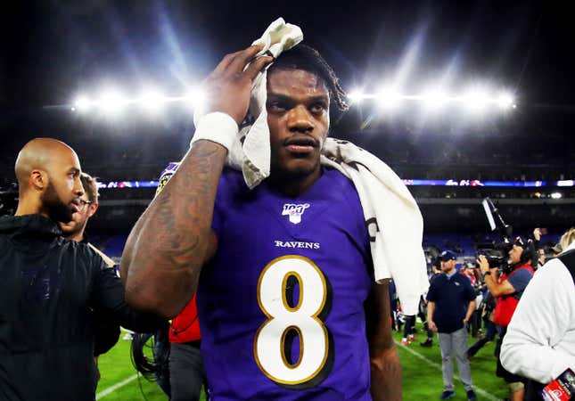 Image for article titled If You Thought Two Bouts of COVID-19 Would Make Ravens QB Lamar Jackson Consider Getting Vaccinated, You&#39;re Sadly Mistaken