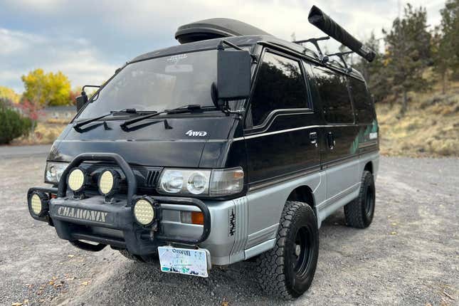 1992 Mitsubishi Delica Chamonix