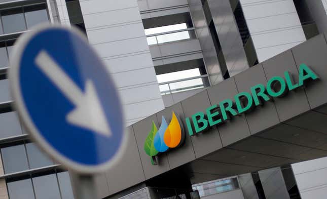 FILE - The exterior of Spanish energy company Iberdrola is seen, Dec. 29, 2012, in Madrid, Spain. Officials with New Mexico’s largest electric utility said Tuesday, Jan. 2, 2024, that a proposed multibillion-dollar merger with a U.S. subsidiary of global energy giant Iberdrola has ended. (AP Photo/Andres Kudacki, File)