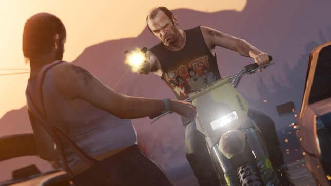 Trevor shoots a guy while riding a motorcycle