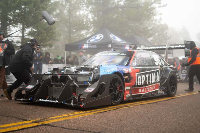 Image for article titled Views From the 2022 Pikes Peak International Hill Climb