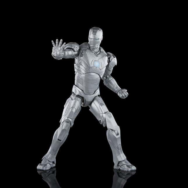 Image for article titled Hasbro Assembles 8 New Marvel Legends Figures Inspired by the Infinity Saga