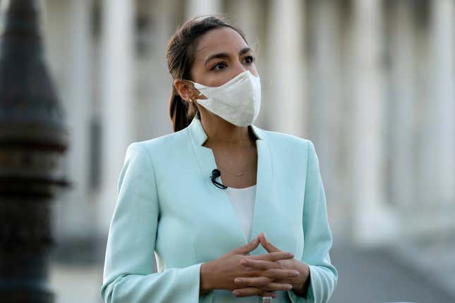 Image for article titled Alexandria Ocasio-Cortez Says She's in Therapy for Trauma Related to the Capitol Insurrection