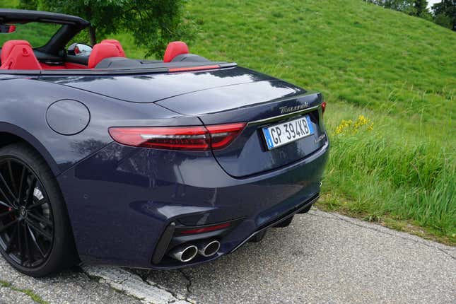 Maserati GranCabrio Trofeo