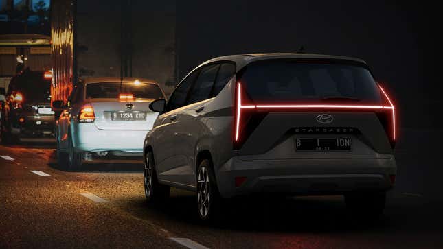 Hyundai Staria shows us minivans are totally still cool - CNET