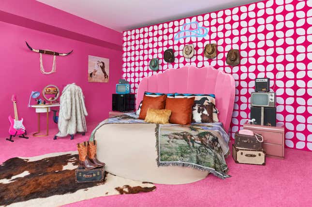 Barbie’s Malibu DreamHouse Ken’s Way
