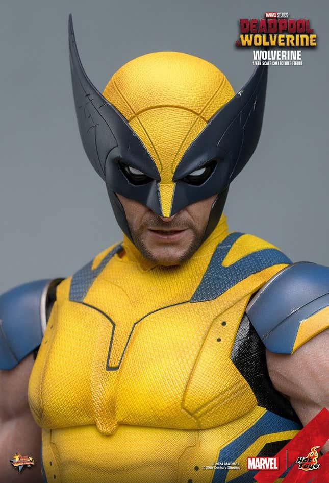 Image for article titled Hot Toys' New Wolverine & Deadpool Figure Gives Us Our Best Look Yet at Wolverine's Suit