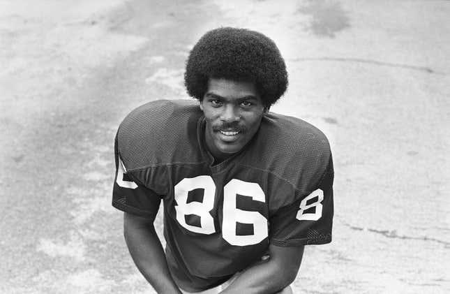 Image for article titled Marlin Briscoe, First Black Starting QB in AFL and Two-Time Super Bowl Champion, Dies at 76