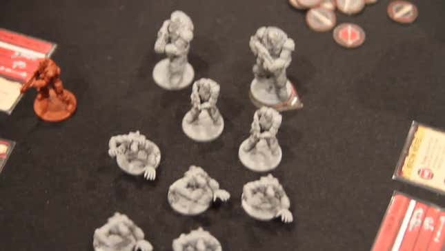 Let's See How the Co-Op <em>Gears of War</em> Board Game Works