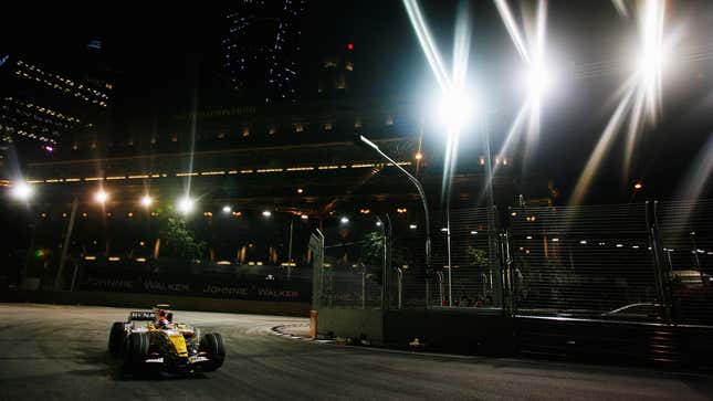 A photo of the 2008 Singapore Grand Prix. 