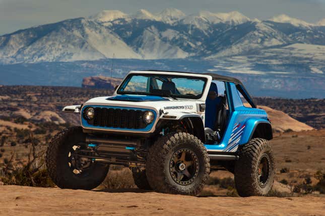 Image for article titled Just a Ton of Photos of the 2023 Easter Jeep Safari Concept Rigs