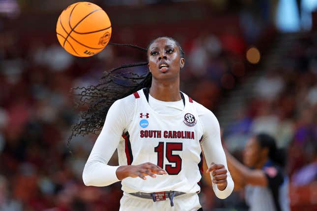 Image for article titled WNBA Draft Preview: If You Like Caitlin Clark, Here Are Players To Keep an Eye On