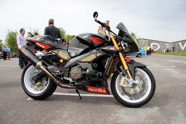 Aprilia Tuono 1000R