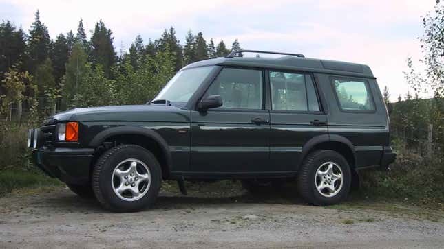 Un Land Rover Discovery Serie II del año 2000