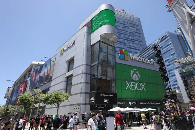 people outside the Microsoft Theater