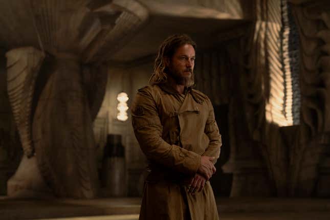 Travis Fimmel stares menacingly 