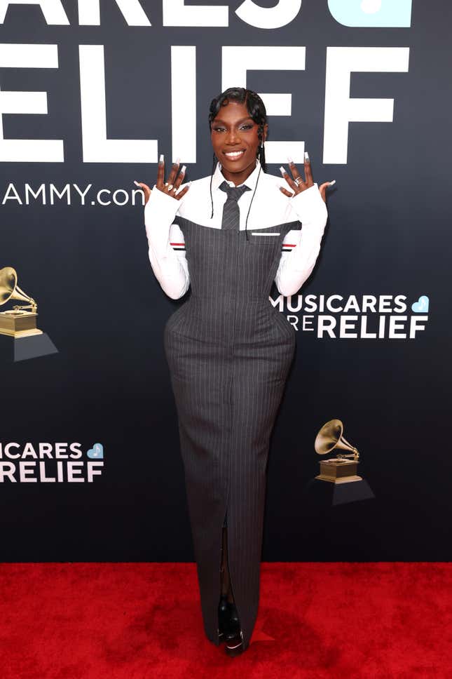 LOS ANGELES, CALIFORNIA - FEBRUARY 02: Doechii attends the 67th Annual GRAMMY Awards at Crypto.com Arena on February 02, 2025 in Los Angeles, California. 