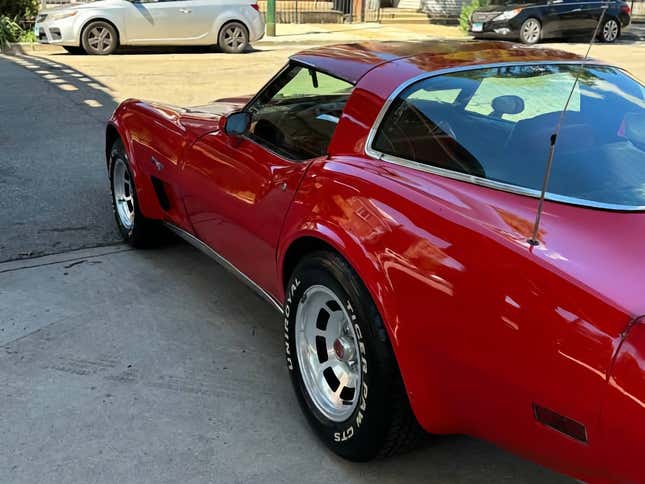 Image for article titled At $8,500, Is This 1979 Chevy Corvette A Stick-Shift Steal?