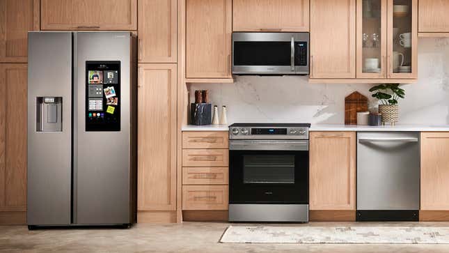 26.7 cu. ft. Large Capacity Side-by-Side Refrigerator with Touch Screen Family Hub | $1900 | 19% Off