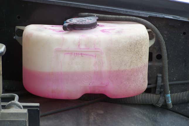 Image for article titled These Are The Car Maintenance Items You Should Probably Check On