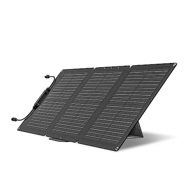 Image for article titled Harness the Power of Sun Today With 50% Off the ECOFLOW Portable Solar Panel