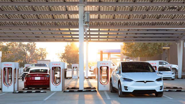 Image for article titled Tesla Experiments With Opening Superchargers To Other EVs