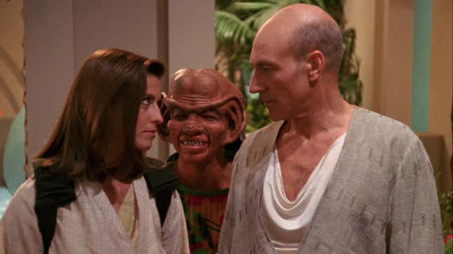 Image for article titled Star Trek&#39;s Best Shore Leave Episodes