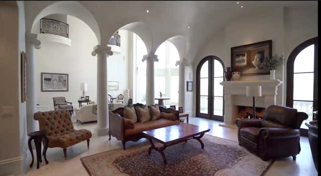 Image for article titled Take a Peek Inside Cardi B&#39;s Impressive Real Estate Portfolio