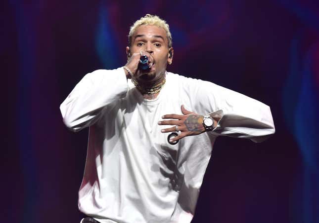 Image for article titled Chris Brown Caught in Another Scandal—and This One Involves Popeyes Chicken