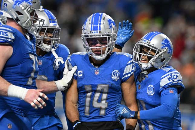 Jared Goff tosses 5 TDs as Lions blast Broncos, 42-17