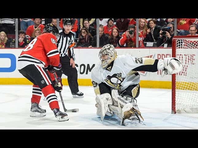 Patrick Kane Turns Marc-Andre Fleury Into A Pile Of Limbs In Shootout