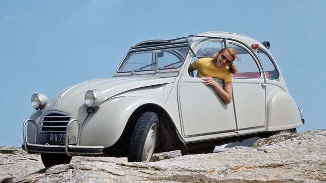 A photo of a vintage Citroën 2CV car. 