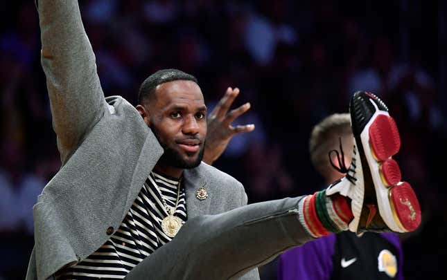 LeBron James Vying to Trademark ‘Taco Tuesday’