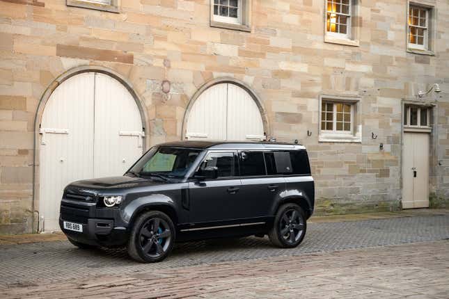 2022 Land Rover Defender 110 V8