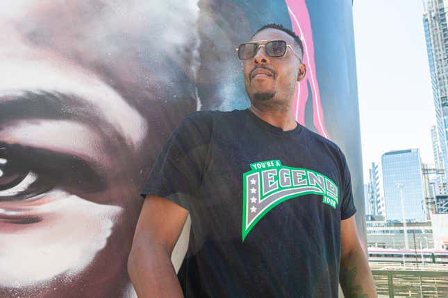 Image for article titled Is It Friday? Because Paul Pierce Managed to Get Fired on His Day Off