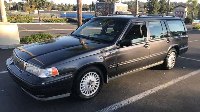 Image for article titled At $13,900, Could This V8 1998 Volvo V90 Be All The Swede You Need?