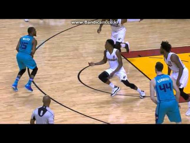 Vintage Dwyane Wade Is Fun As Hell