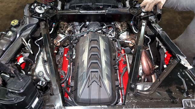 Image for article titled I Helped Reassemble A Stripped-Down 2020 Chevy Corvette C8. What I Saw Was Beautiful