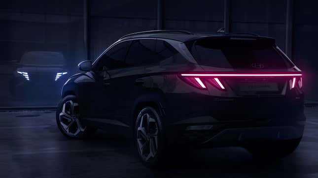 Image for article titled Hyundai Is Making Bold Design Moves With The 2021 Tucson