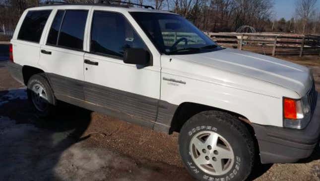 Image for article titled I'm Tired of Daily Driving a Shitbox So I'm Hunting for a Decent Winter Car