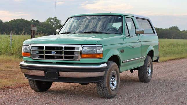 Image for article titled This Old Forest Service Ford Bronco And $15,000 For Gas Or A 2021 Bronco Base: Who You Got?