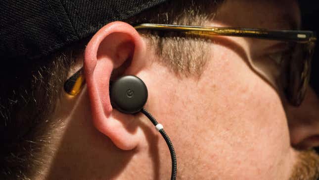 Imagen para el artículo titulado Google actualiza sus auriculares con una nueva función: ahora se pueden apagar