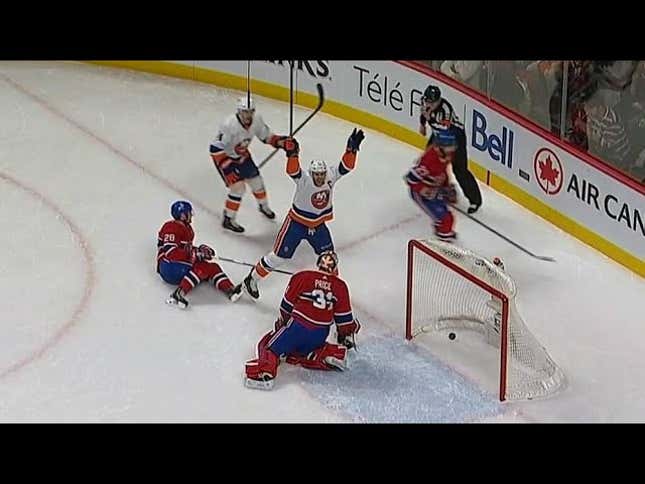 The Islanders Got Hilariously Outshot And Still Won