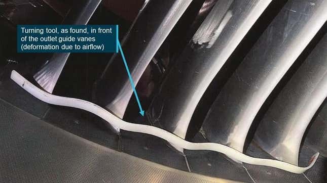 Location of the turning tool as found in front of the low-pressure compressor outlet guide vanes 