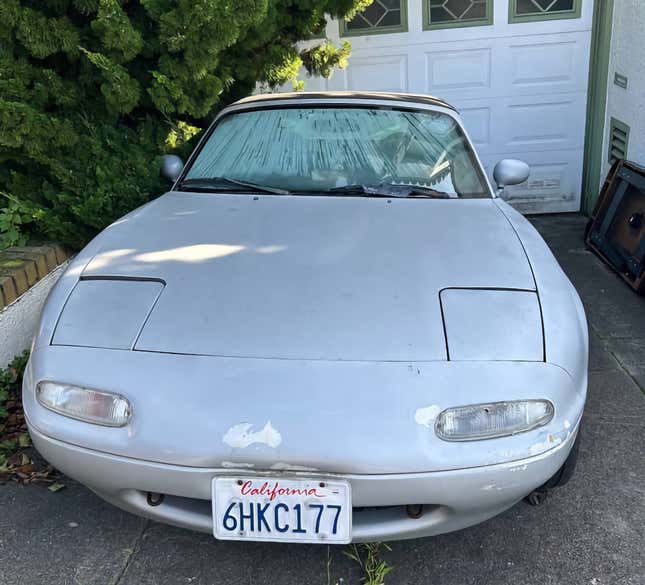 Image for article titled At $4,500, Is This 1992 Mazda Miata A Dirt Cheap Deal?