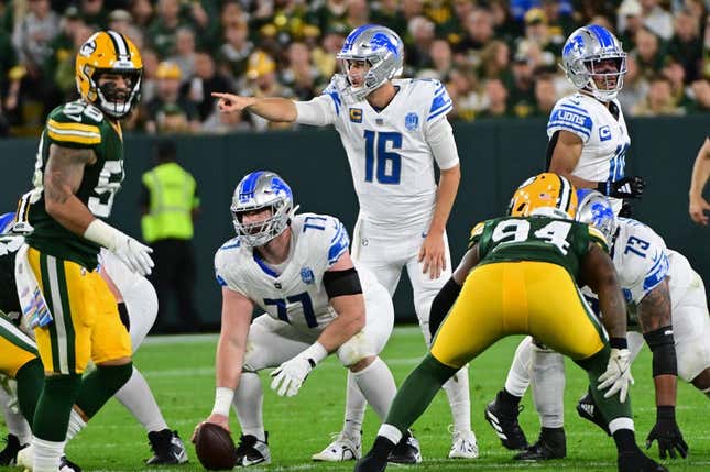 Sep 28, 2023; Green Bay, Wisconsin, USA; Detroit Lions quarterback Jared Goff (16) calls a play in the second quarter against the Green Bay Packers at Lambeau Field.