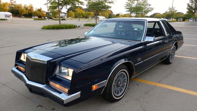 Bon prix ou pas de dés 1983 Chrysler Imperial