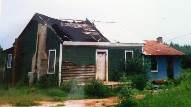 Image for article titled The Childhood Homes Of The Biggest Celebs: From Michael Jackson to Viola Davis