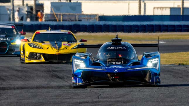 A WTR Acura ARX-06 LMDh during the Roar Before the 24